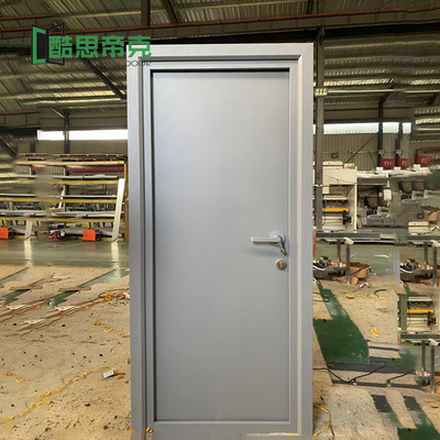 白色钢质隔音门